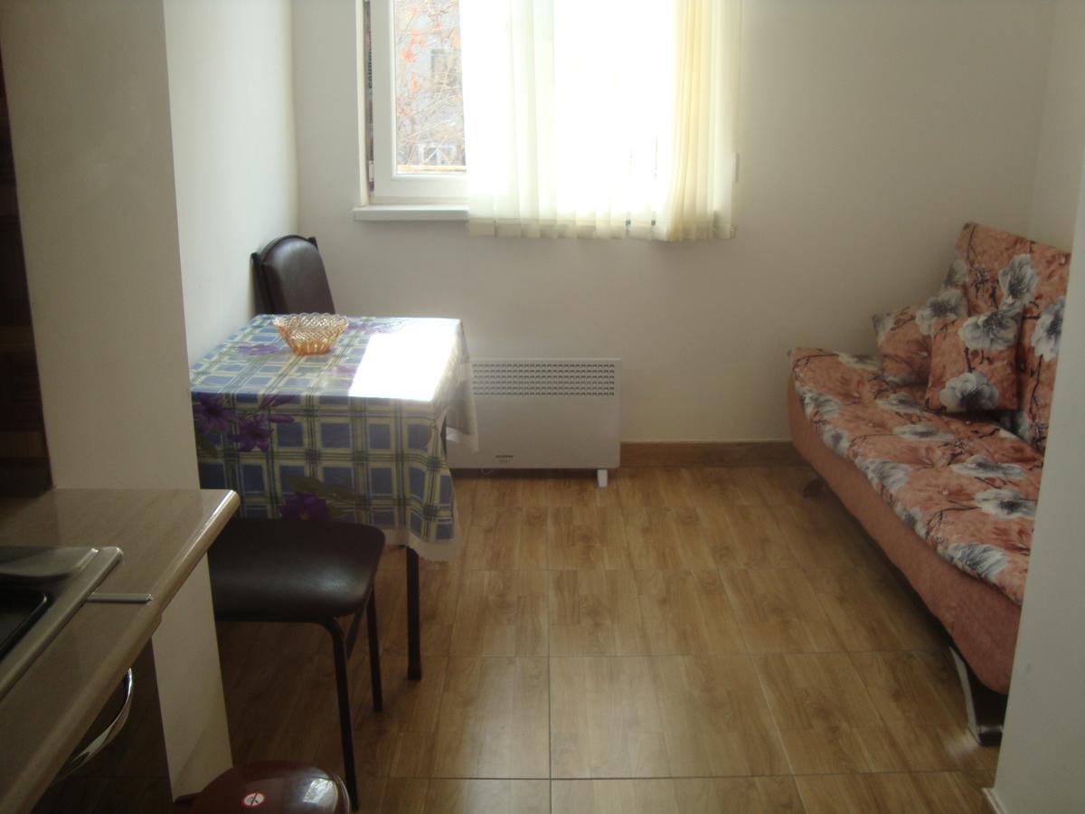 Apartments Azatutyan Avenue 9, Кв 19 Jerevan Exteriér fotografie