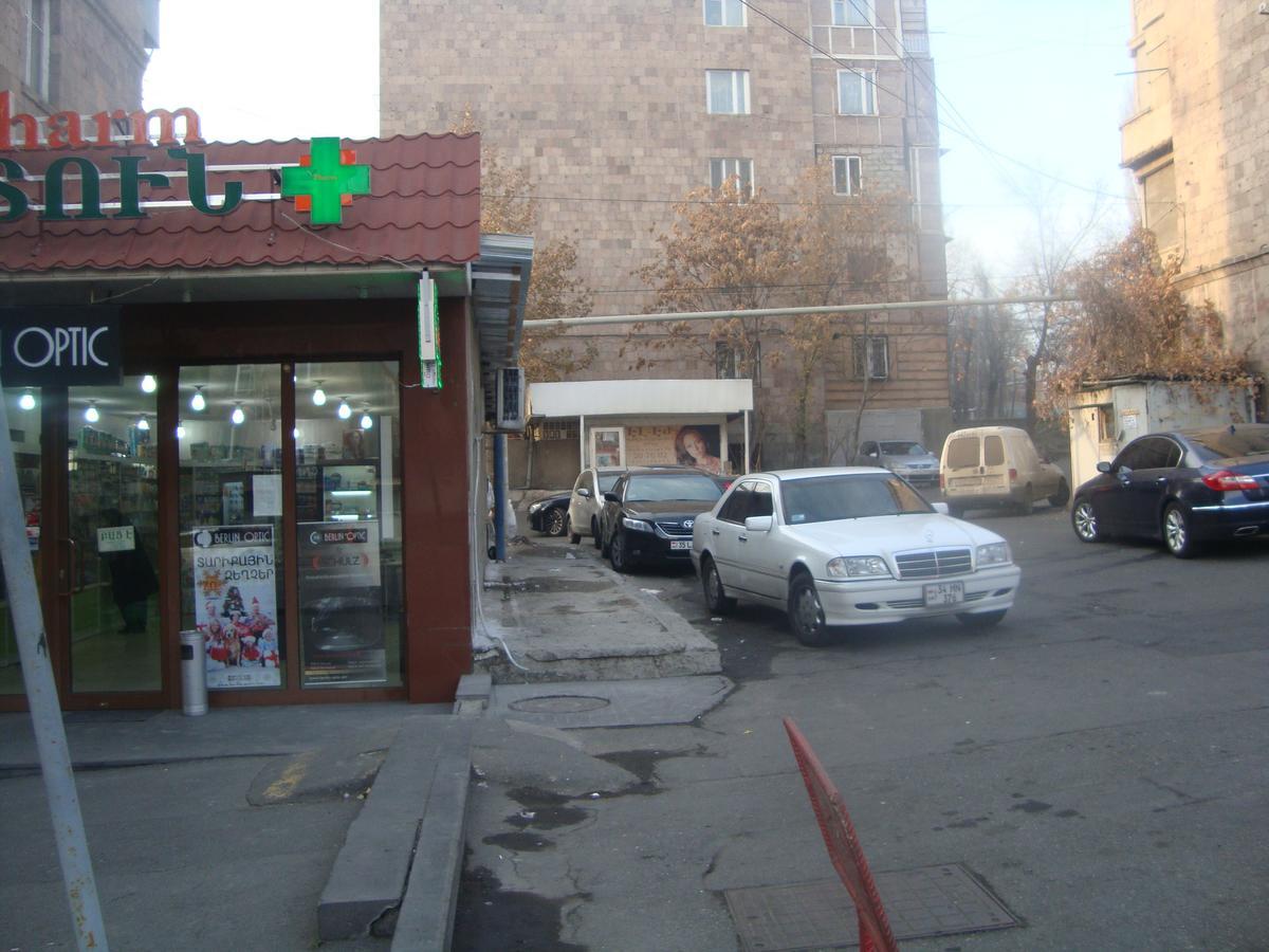 Apartments Azatutyan Avenue 9, Кв 19 Jerevan Exteriér fotografie